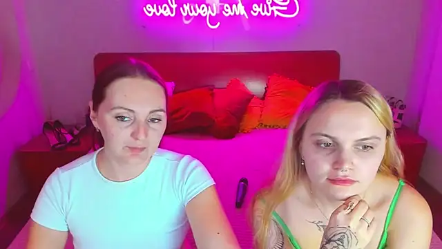 Snapshot of MagicEyess chatting on 03.02.25 MagicEyess online show from 03.02.25