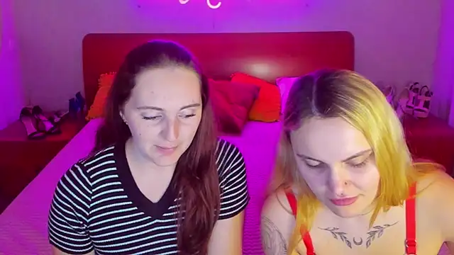 Snapshot of MagicEyess chatting on 03.07.25 MagicEyess online show from 03.07.25