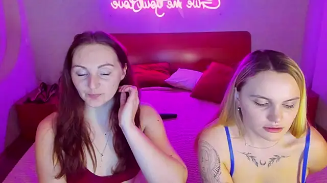 Snapshot of MagicEyess chatting on 03.09.25 MagicEyess online show from 03.09.25