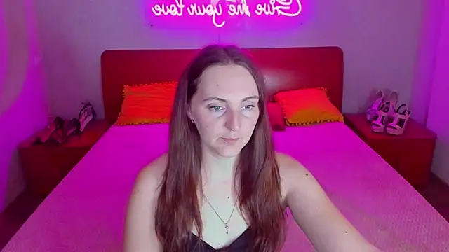 Snapshot of MagicEyess chatting on 03.13.25 MagicEyess online show from 03.13.25