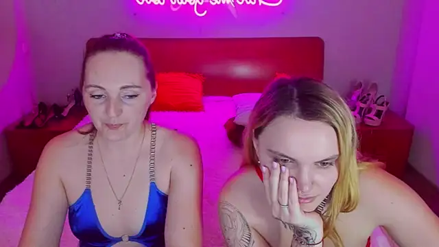 Snapshot of MagicEyess chatting on 03.22.25 MagicEyess online show from 03.22.25