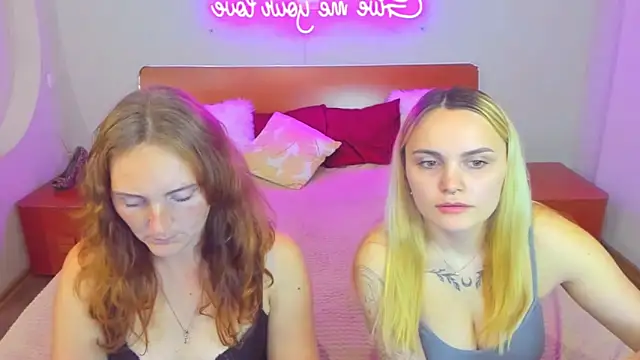 Snapshot of MagicEyess chatting on 09.20.25 MagicEyess online show from 09.20.25