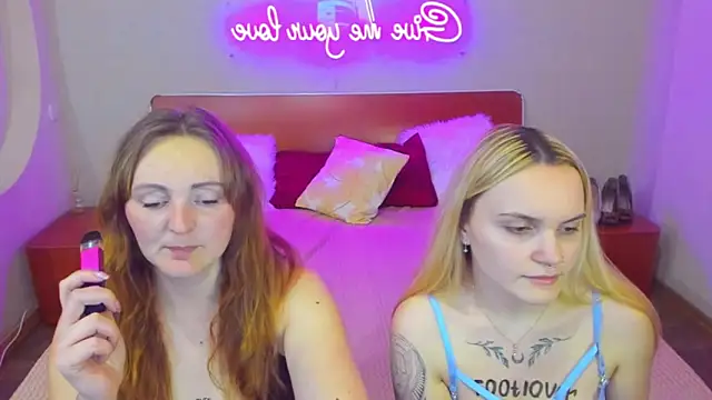 Snapshot of MagicEyess chatting on 02.07.26 MagicEyess online show from 02.07.26