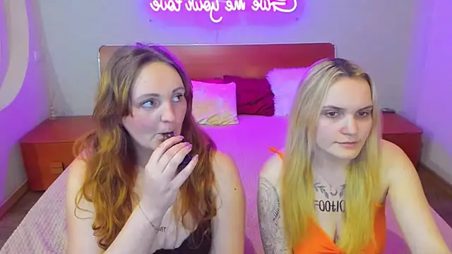 Snapshot of MagicEyess chatting on 02.08.26 MagicEyess online show from 02.08.26