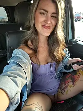 Lilmissvyx online show from 09.09.25