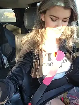 Lilmissvyx online show from 02.24.26