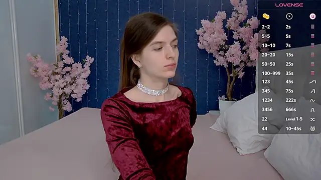 Snapshot of -Mirror-Girl- chatting on 02.06.25 -Mirror-Girl- online show from 02.06.25