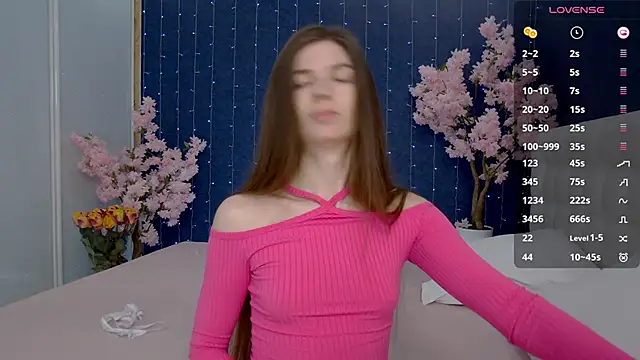 Snapshot of -Mirror-Girl- chatting on 02.18.25 -Mirror-Girl- online show from 02.18.25