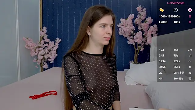 Snapshot of -Mirror-Girl- chatting on 02.21.25 -Mirror-Girl- online show from 02.21.25
