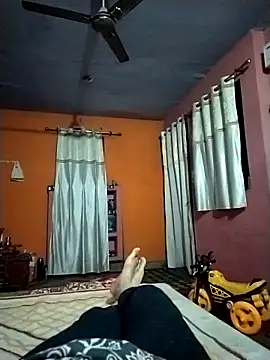 Snapshot of ohana143 chatting on 11.11.25 ohana143 online show from 11.11.25