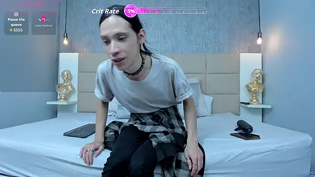 Hecatee 77 online show from 03.26.26