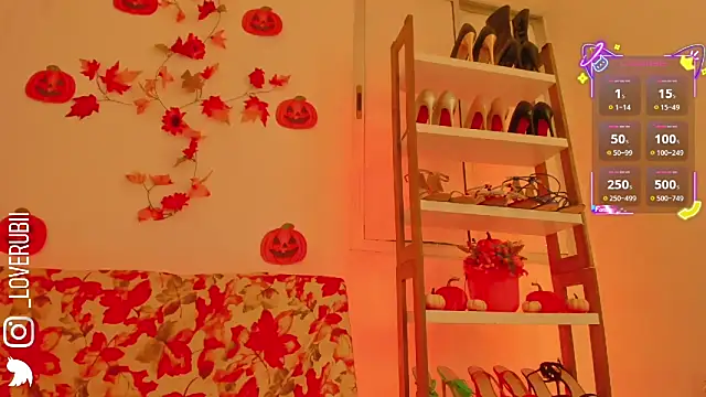 Snapshot of loverubii chatting on 10.11.25 loverubii online show from 10.11.25