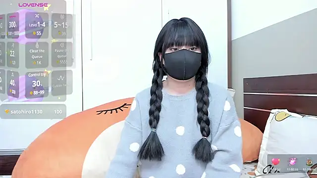 alonelove   online show from 01.20.25