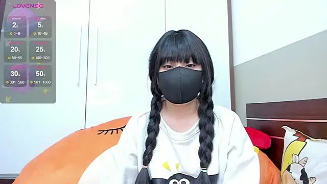 alonelove   online show from 02.05.25