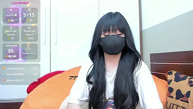 alonelove   online show from 02.25.25