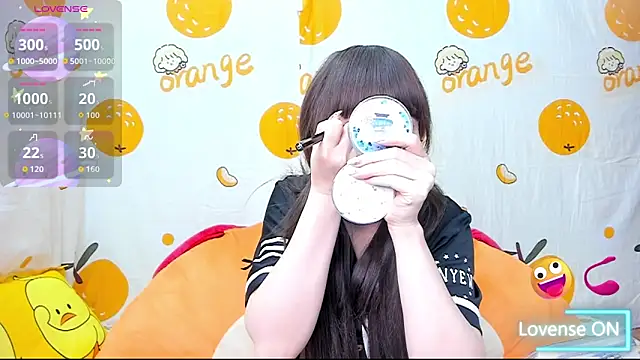 Snapshot of alonelove__ chatting on 11.27.25 alonelove online show from 11.27.25