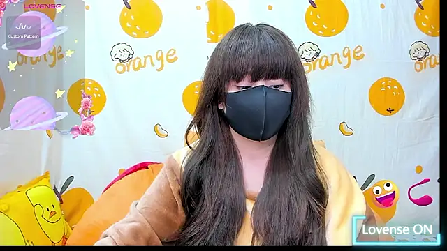 Snapshot of alonelove__ chatting on 01.19.26 alonelove online show from 01.19.26