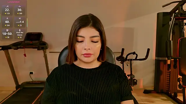 LisaMonroe  online show from 04.12.26