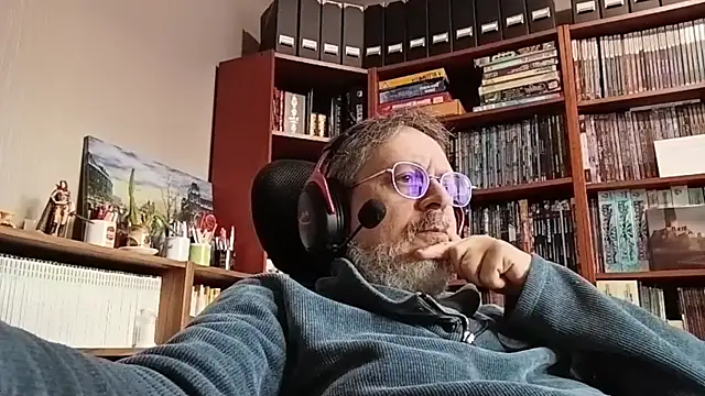 Mandra is a whore online show from 12.16.25