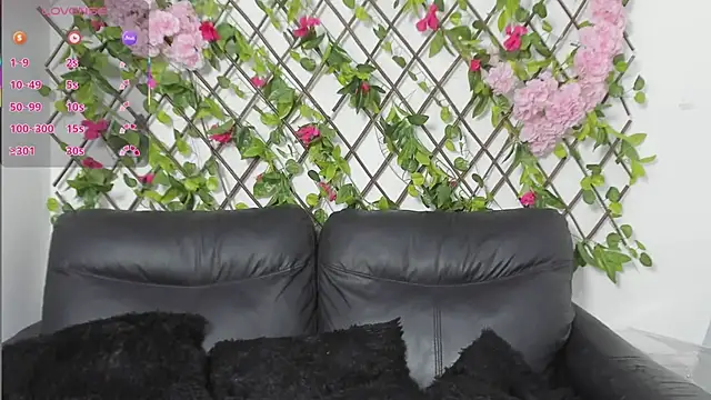 merlyna goldens online show from 11.23.25