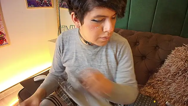 Snapshot of Satuurn_ chatting on 02.20.26 Satuurn online show from 02.20.26