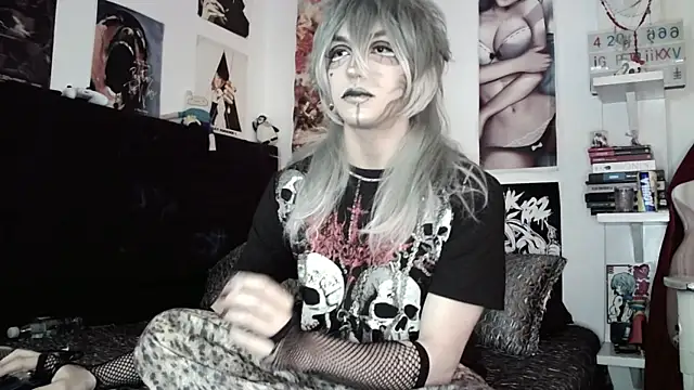 Snapshot of kiiler_queen chatting on 05.22.26 kiiler queen online show from 05.22.26