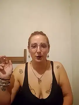 Snapshot of black_lady731 chatting on 04.24.26 black lady731 online show from 04.24.26