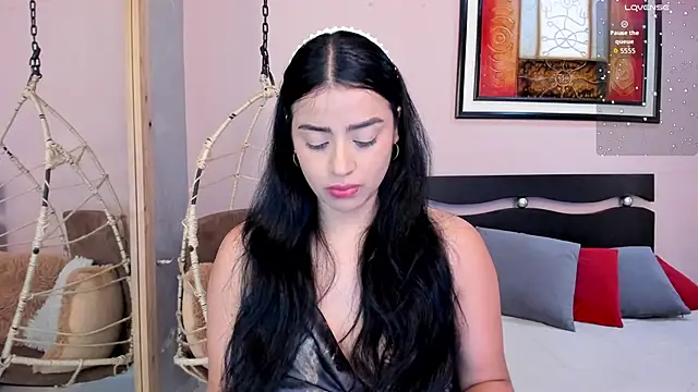 Snapshot of Paula_Desousa chatting on 11.06.25 Paula Desousa online show from 11.06.25