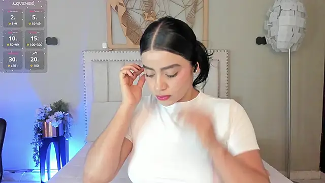 Snapshot of Paula_Desousa chatting on 06.16.26 Paula Desousa online show from 06.16.26