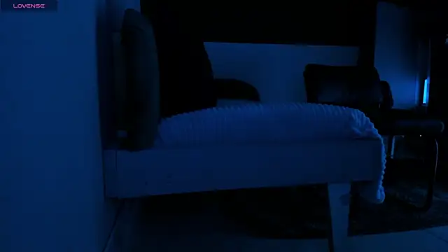 Snapshot of Paula_Desousa chatting on 06.25.26 Paula Desousa online show from 06.25.26