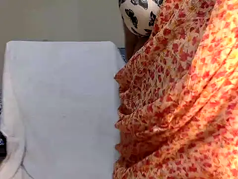 Snapshot of soniasharma0223 chatting on 02.13.25 soniasharma0223 online show from 02.13.25