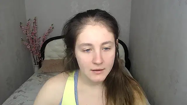 Holliy Cooper online show from 12.23.25