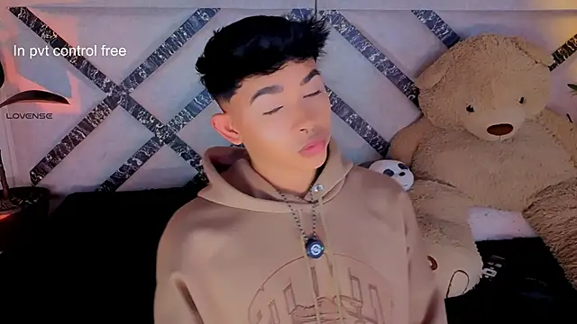 Austin connor  online show from 01.11.26