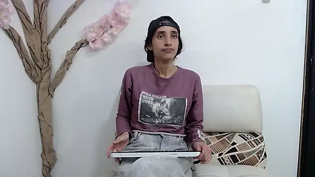 RoxanaCyrano  online show from 12.01.25