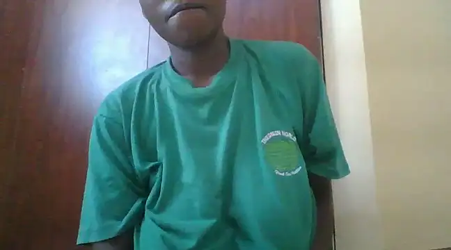 Snapshot of prettychic5 chatting on 12.13.24 prettychic5 online show from 12.13.24