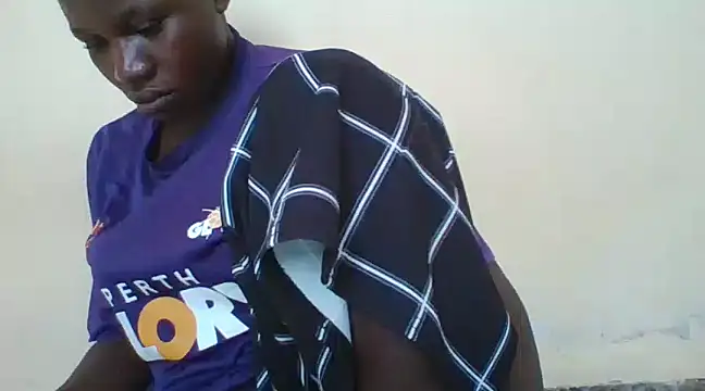 Snapshot of prettychic5 chatting on 01.21.25 prettychic5 online show from 01.21.25