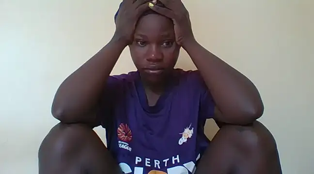 Snapshot of prettychic5 chatting on 02.02.25 prettychic5 online show from 02.02.25