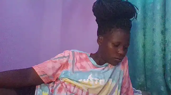 Snapshot of prettychic5 chatting on 03.07.25 prettychic5 online show from 03.07.25