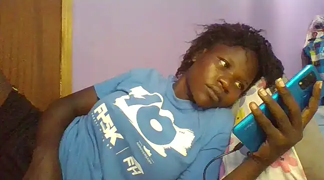 Snapshot of prettychic5 chatting on 03.21.25 prettychic5 online show from 03.21.25