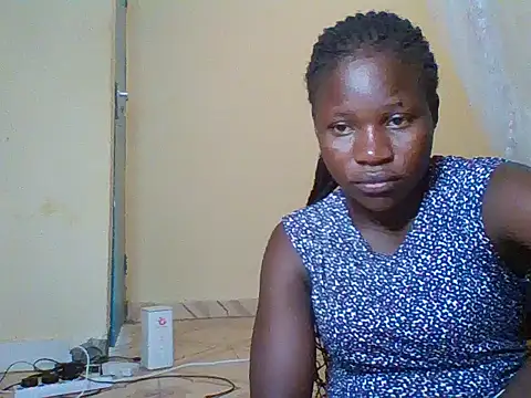 Snapshot of prettychic5 chatting on 02.04.26 prettychic5 online show from 02.04.26