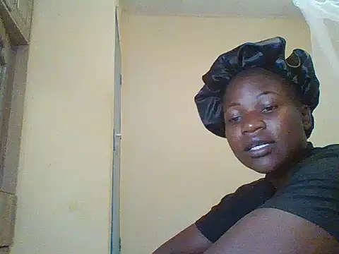 Snapshot of prettychic5 chatting on 02.09.26 prettychic5 online show from 02.09.26