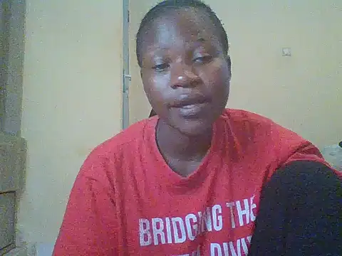 Snapshot of prettychic5 chatting on 02.28.26 prettychic5 online show from 02.28.26