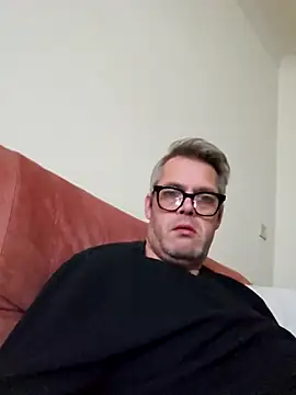 Snapshot of adriaan1975 chatting on 10.01.25 adriaan1975 online show from 10.01.25