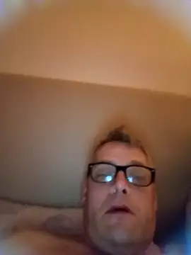 Snapshot of adriaan1975 chatting on 11.02.25 adriaan1975 online show from 11.02.25