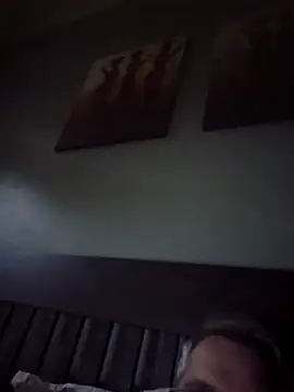 Snapshot of adriaan1975 chatting on 11.27.25 adriaan1975 online show from 11.27.25