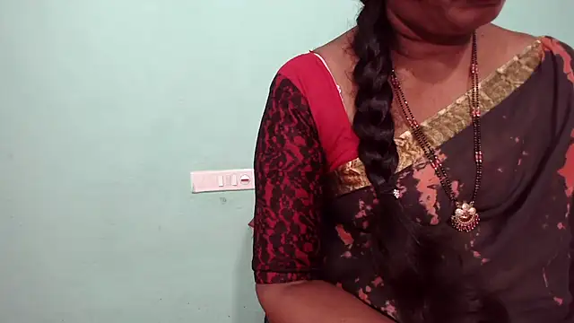 Snapshot of shrutitelugu69 chatting on 02.11.26 shrutitelugu69 online show from 02.11.26