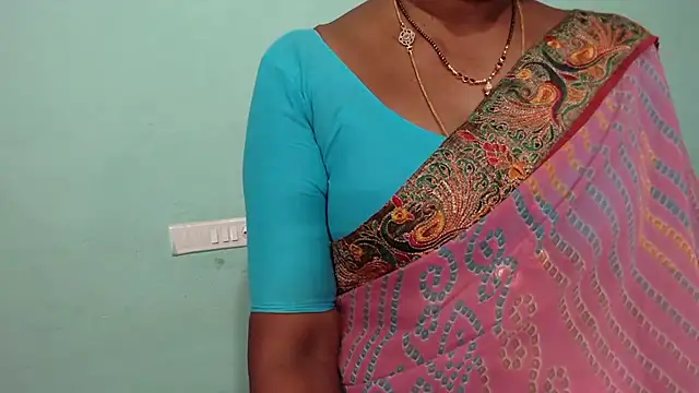 Snapshot of shrutitelugu69 chatting on 03.03.26 shrutitelugu69 online show from 03.03.26