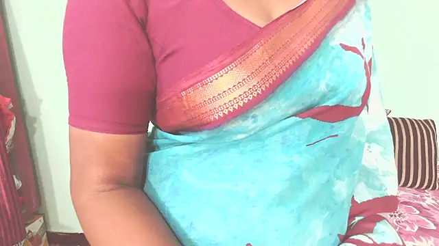 Snapshot of shrutitelugu69 chatting on 07.19.26 shrutitelugu69 online show from 07.19.26