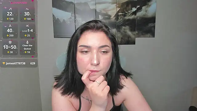 Snapshot of Sourr_Lollipop chatting on 05.15.26 Sourr Lollipop online show from 05.15.26