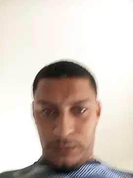 Snapshot of emrehliug12 chatting on 03.11.26 emrehliug12 online show from 03.11.26